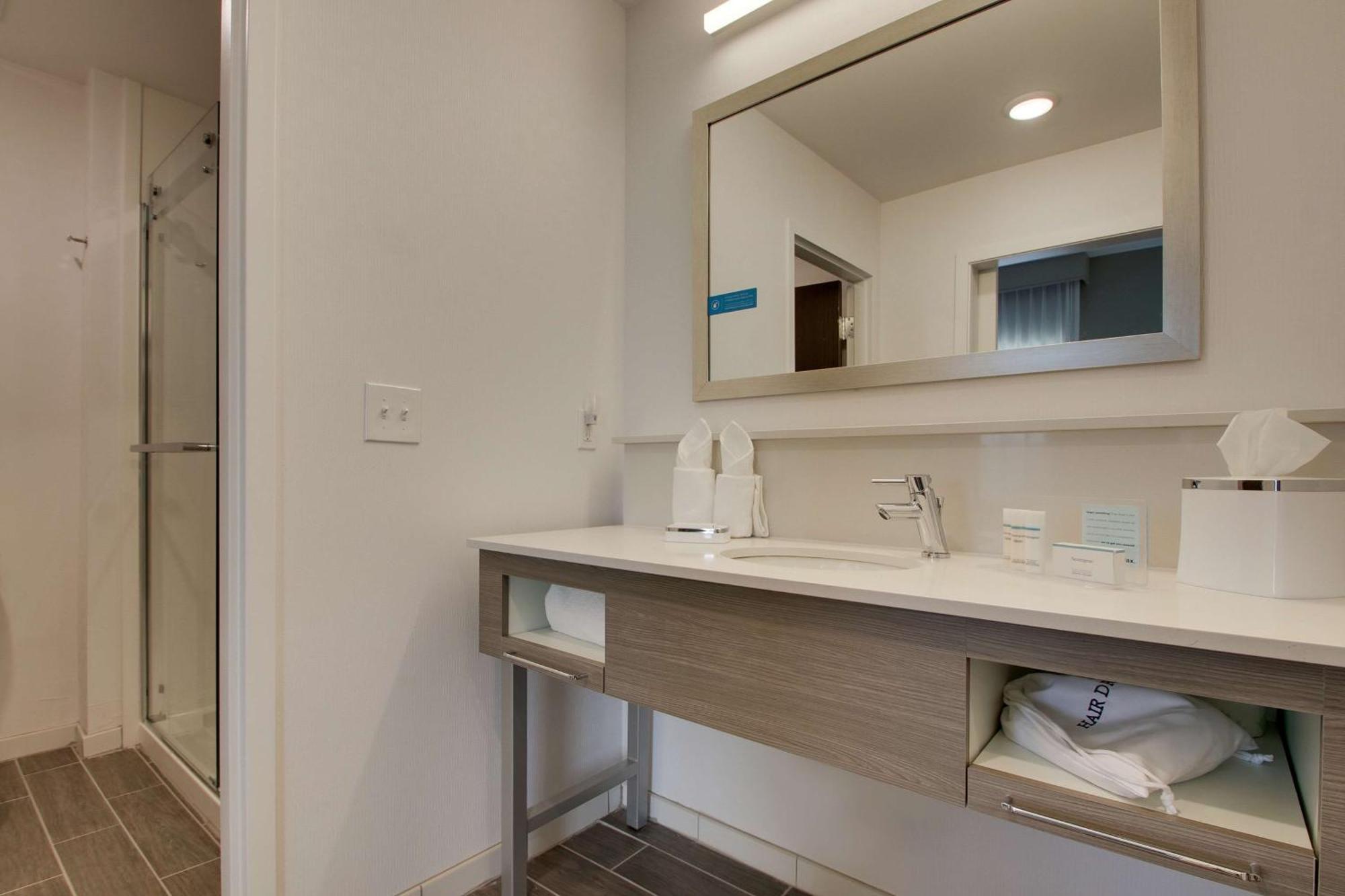 Hampton Inn & Suites By Hilton Knightdale Raleigh Eksteriør bilde