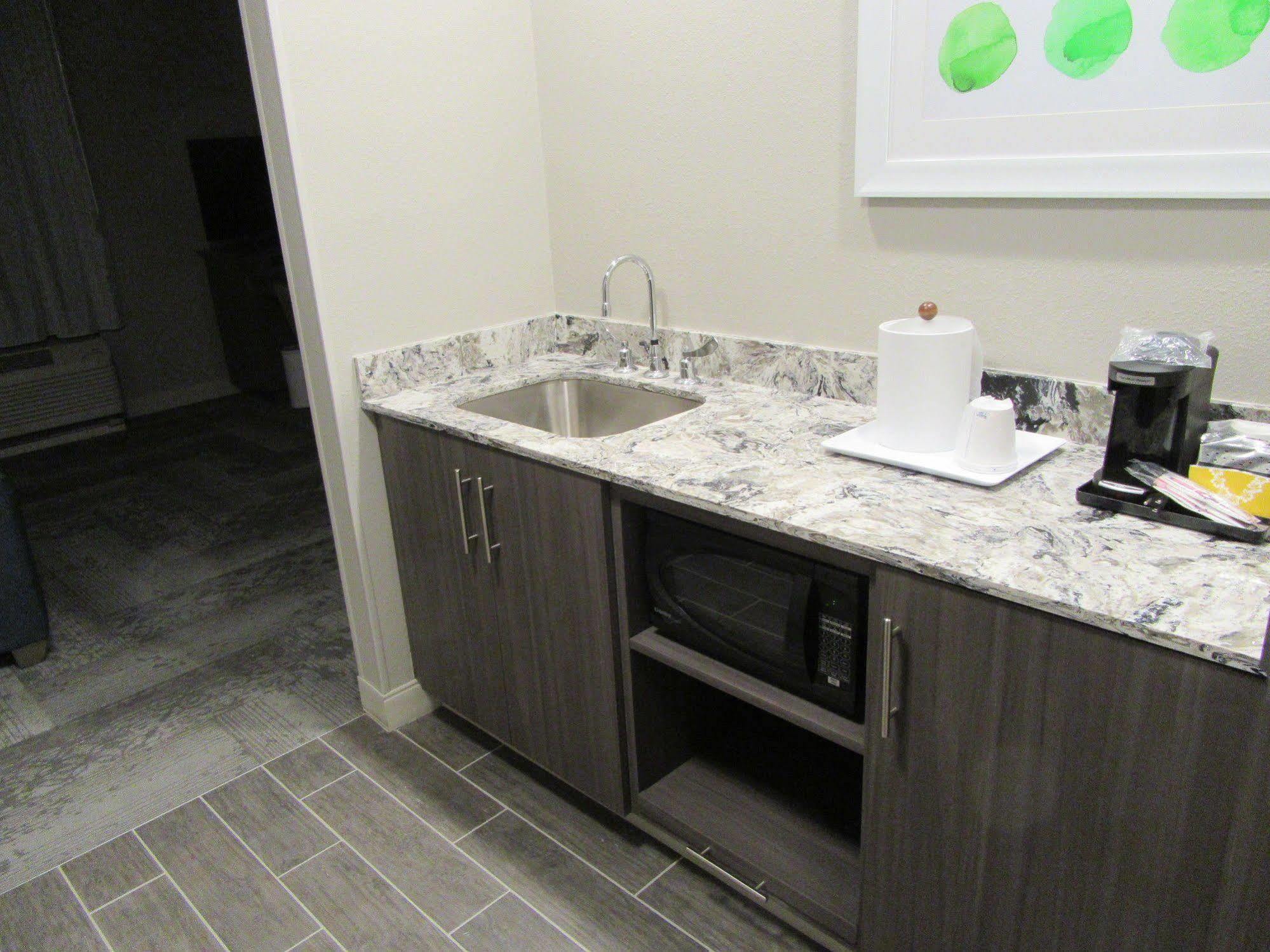 Hampton Inn & Suites By Hilton Knightdale Raleigh Eksteriør bilde