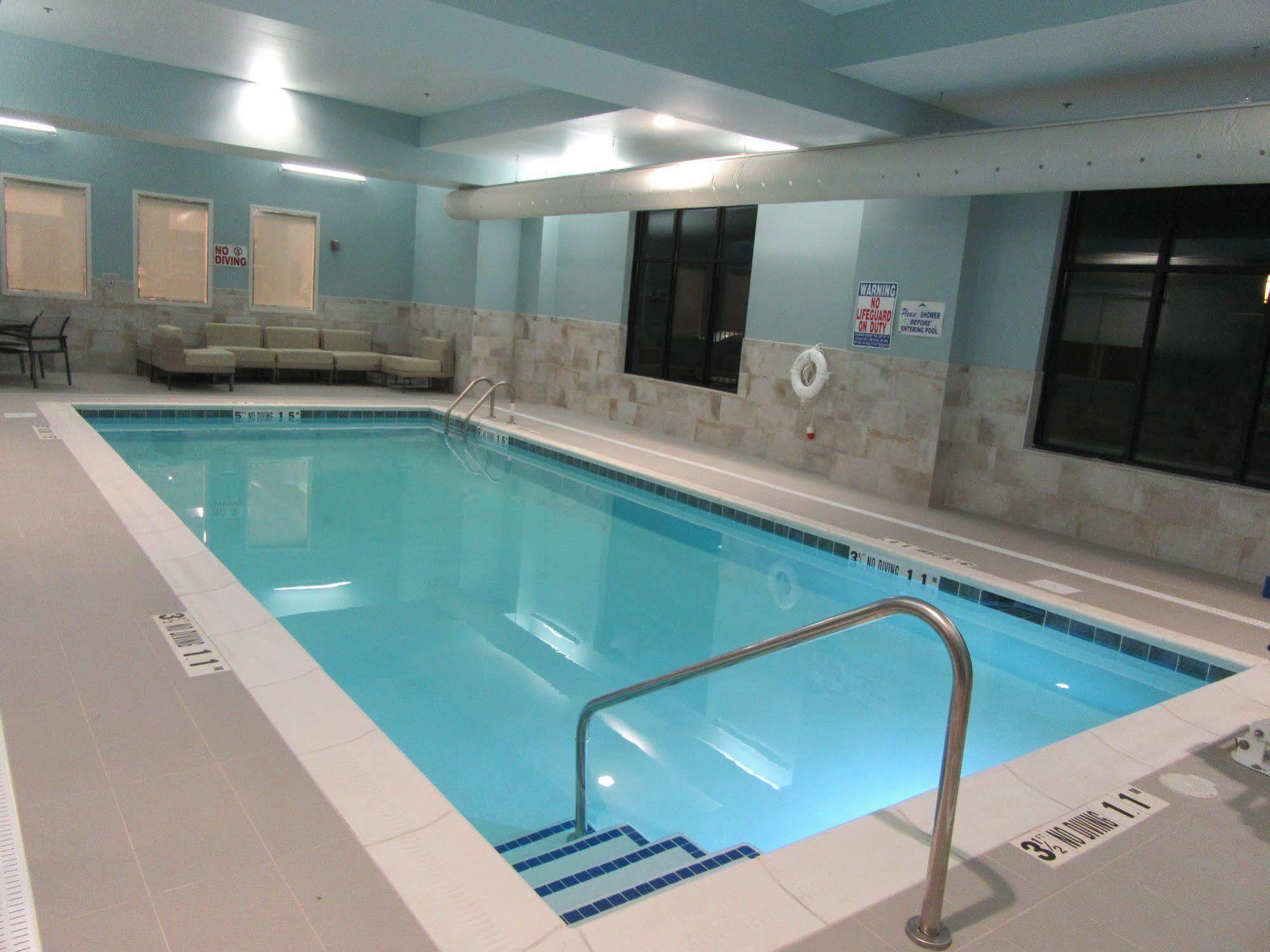 Hampton Inn & Suites By Hilton Knightdale Raleigh Eksteriør bilde